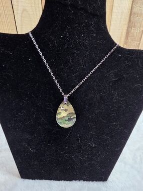 Women's Camouflage Teardrop Pendant Necklace - Green Camo